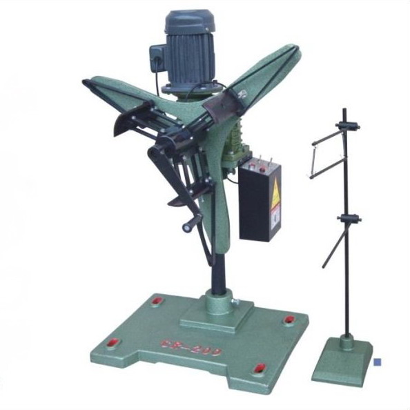 Motorized light duty decoiler, model CR-200