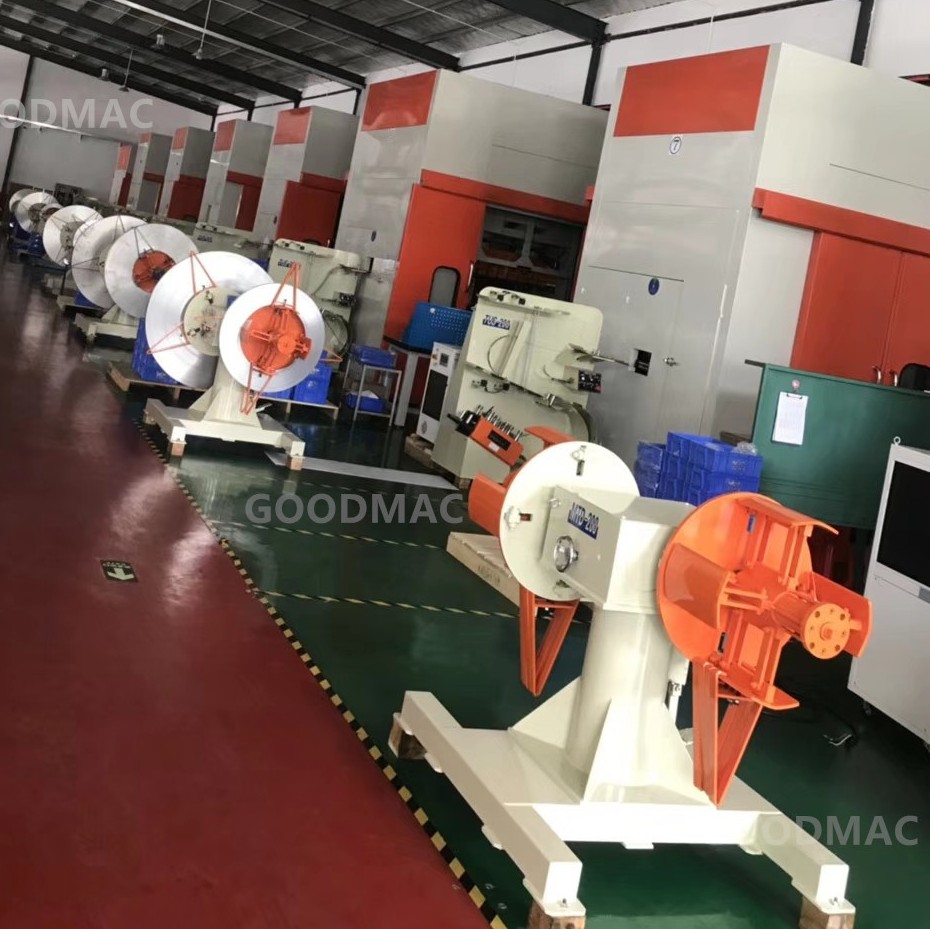  High quality dual manual expanding decoilers, model MTD-200, MTD-300, MTD-400, MTD-500