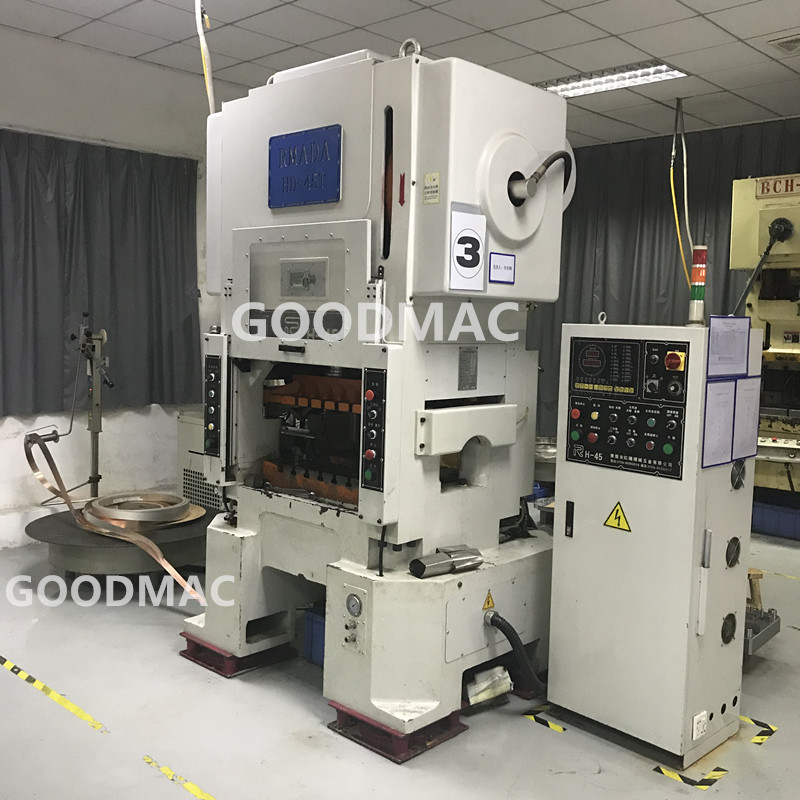 Motorized horizontal pallet type decoilers, model FU-500, FU-800, FU-1000, FU-2000