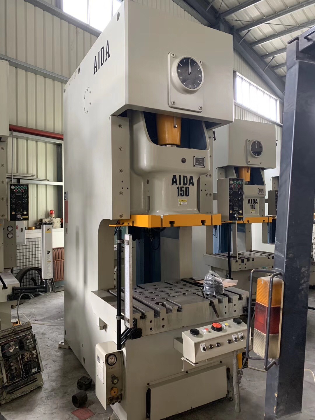 Used AIDA press machines